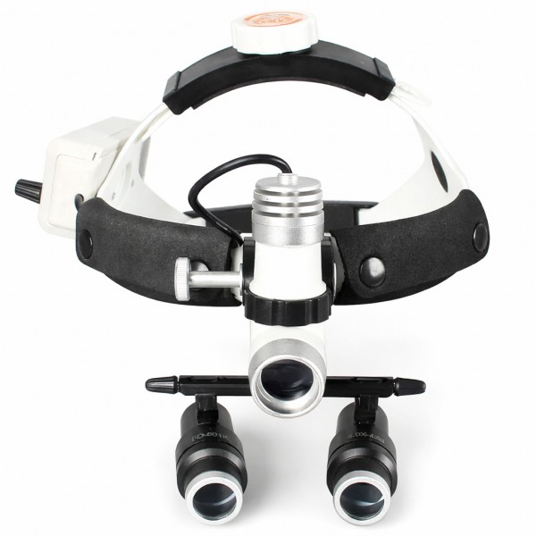 KWS 4X 歯科用双眼ルーペ + KWS KD-203AY-4 3W LED医療用ヘッドライト(電池2個付き) KWS 4X 歯科用双眼ルーペ + KWS KD-203AY-4 3W LED医療用ヘッドライト(電池2個付き)