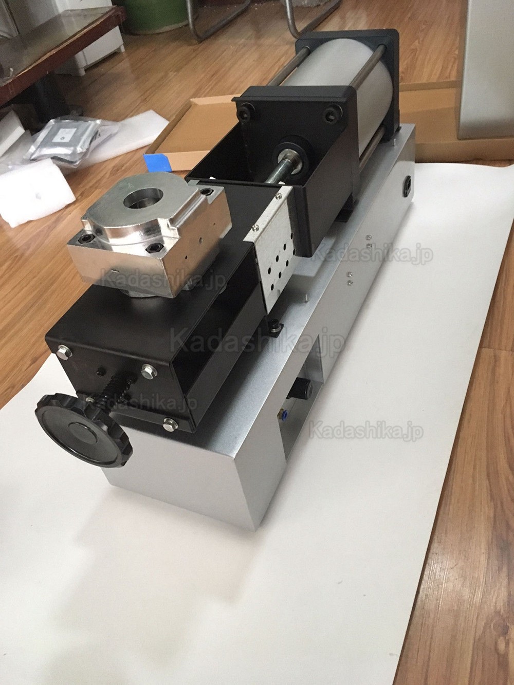 AiXin® AX-YDA 歯科熱可塑性レジン射出成型機(義歯用レジン成型機) ラボ装置に適用 AiXin® AX-YDA 歯科熱可塑性レジン射出成型機(義歯用レジン成型機) ラボ装置に適用