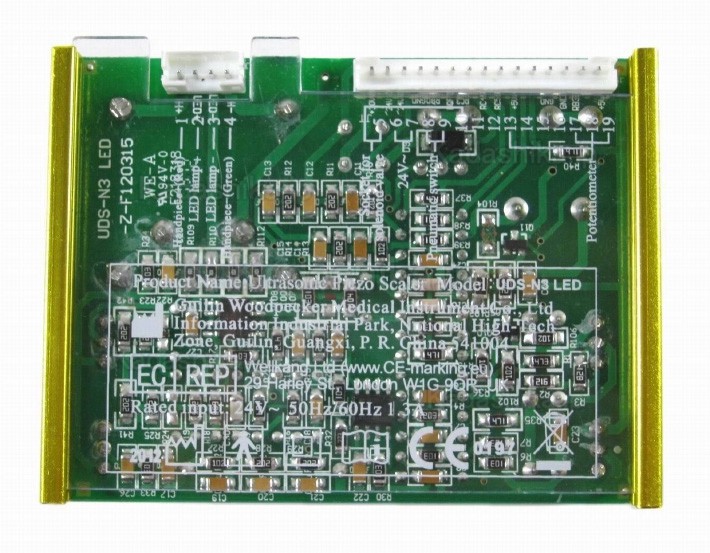 Woodpecker® UDS-N3 超音波ピエゾ内蔵型スケーラー Woodpecker® UDS-N3 超音波ピエゾ内蔵型スケーラー